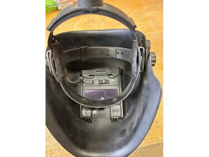 Schweißerhelm Automatikkopfschirm - Lehmair - Innenseite / Gebrauchsspuren und Kratzer