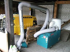 Maschine von vorn links