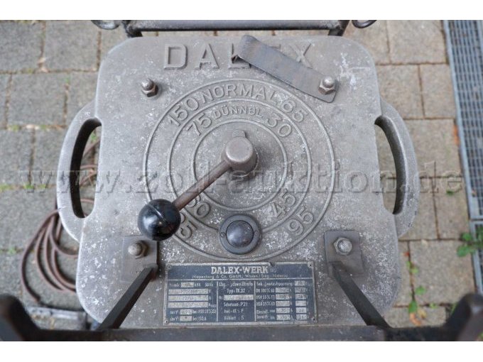 Schweisstrafo oben. Einstellmöglichkeiten