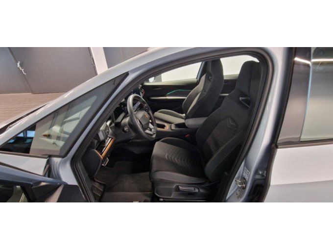 Innenraum Fahrerseite