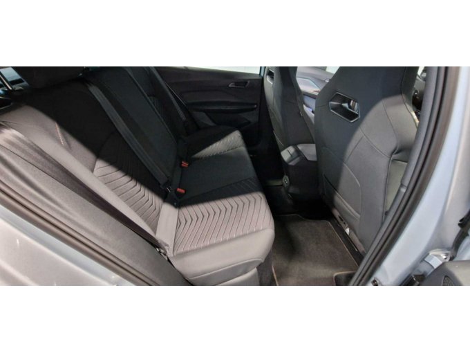 Innenraum hinten rechts