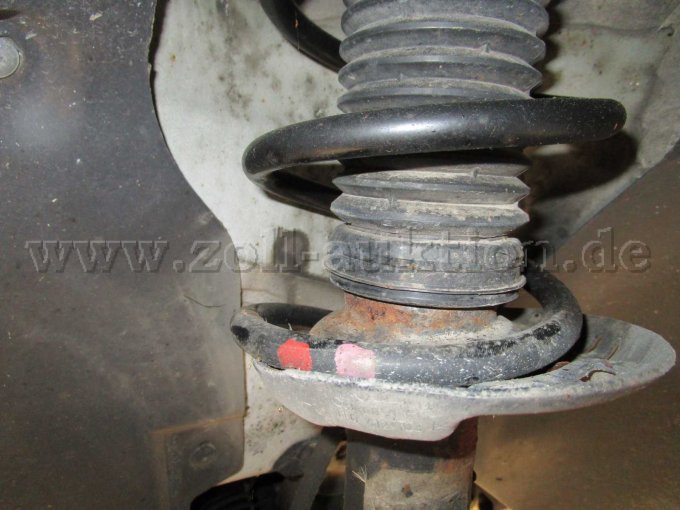 Federbein vorne rechts