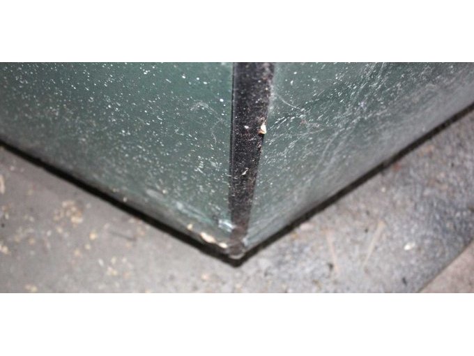 Defekte Scheibe außen