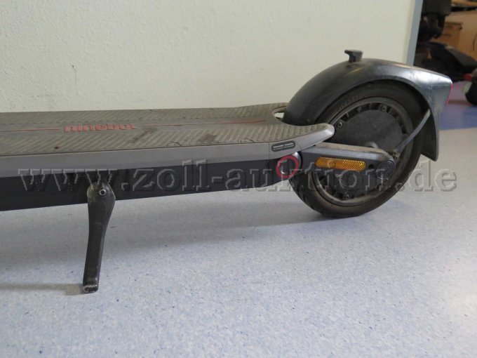 1 Segway-Ninebot E3 D E – Scooter – foto 4 – kavel bij Zoll-Auktion, Koblenz