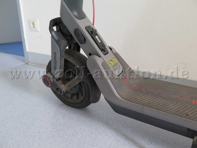 1 Segway-Ninebot E3 D E – Scooter – foto 3 – kavel bij Zoll-Auktion, Koblenz