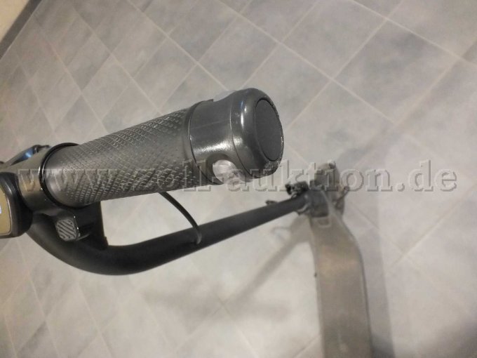 1 Segway "Ninebot KickScooter E2" met oplader – foto 7 – kavel bij Zoll-Auktion, Paderborn