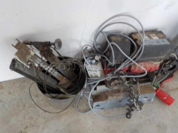 Detailbild Motor und Bauteile