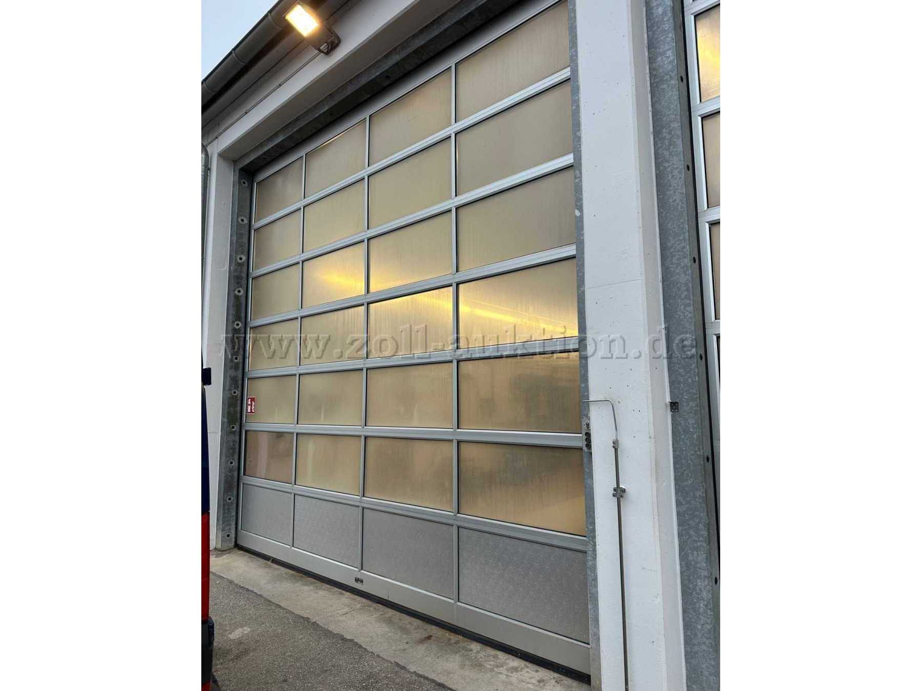 Gesamtansicht Hallentor