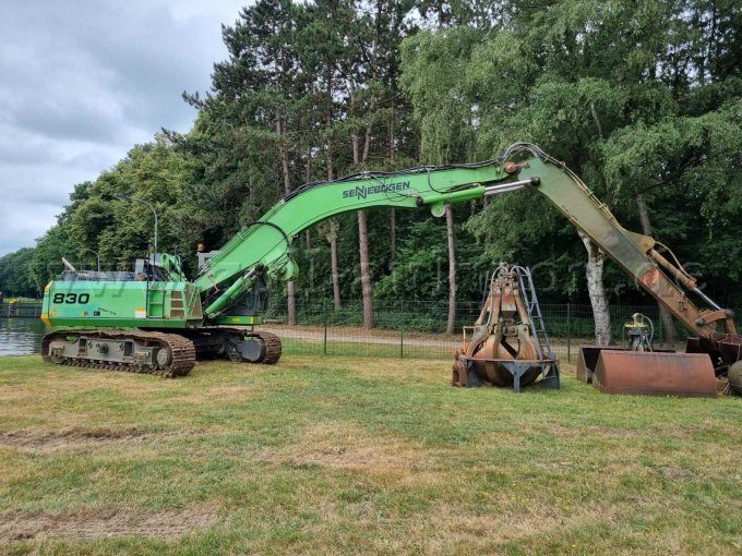 Hydraulikbagger rechts
