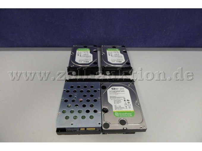 Detailaufnahme der 4 Festplatten