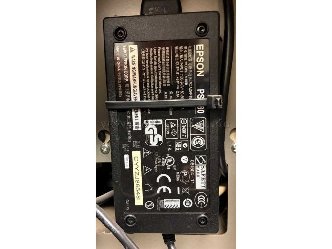 Netzteil für Epson Thermodrucker mit CE-Kennzeichen.
