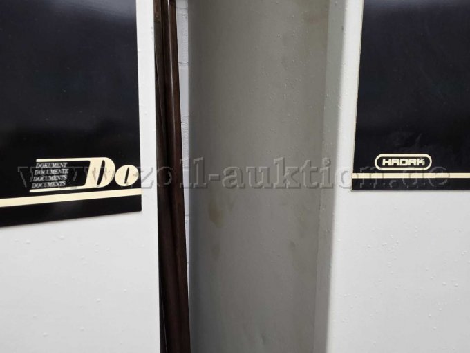 Hersteller-Bezeichnungen außen