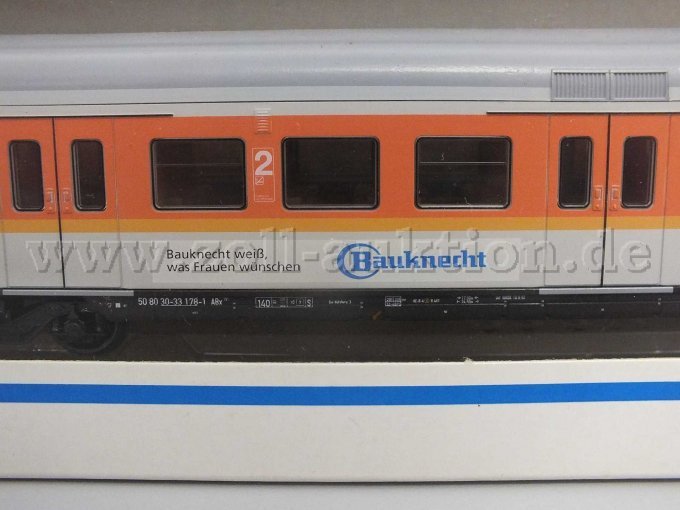 Detailaufnahme Zug 2 Personenwagen "Bauknecht"