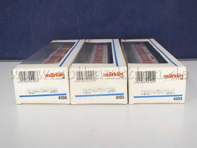 Seitenansicht Zug-Set S-Bahn mit Steuerwagen in Blistern