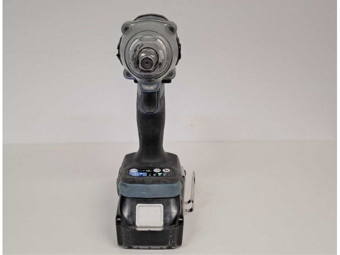 Makita Schlagschrauber, Vorderseite