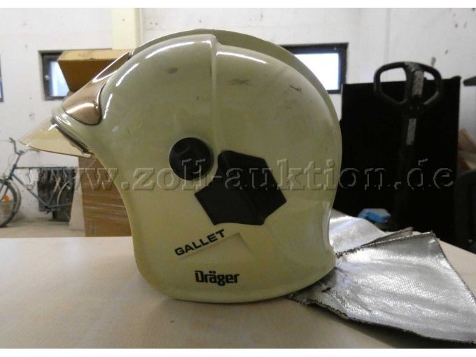 Seitenansicht Feuerwehrhelm