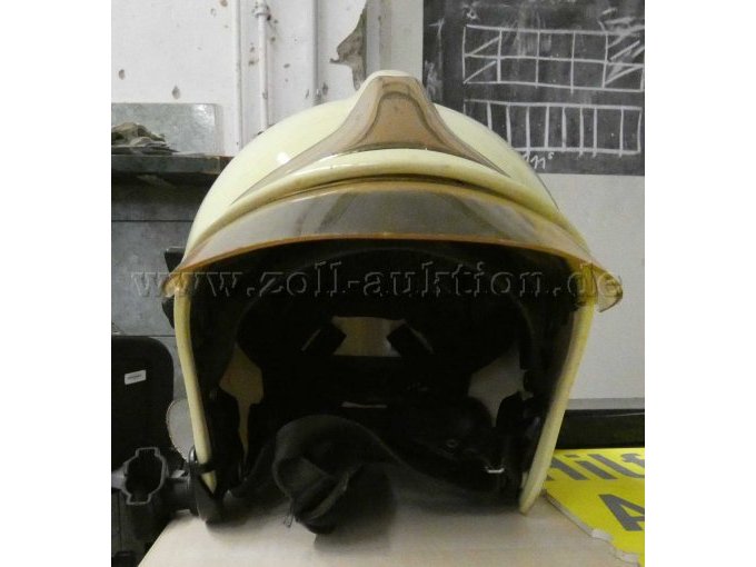 Frontansicht Feuerwehrhelm