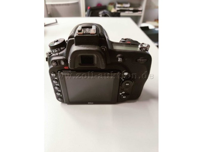 Nikon D750 Body + zweites Nikkor 24-120mm ED Objektiv 2
