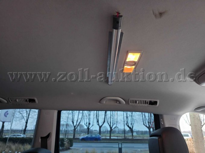 Dachhimmel mit Fleck und fehlende Kappen