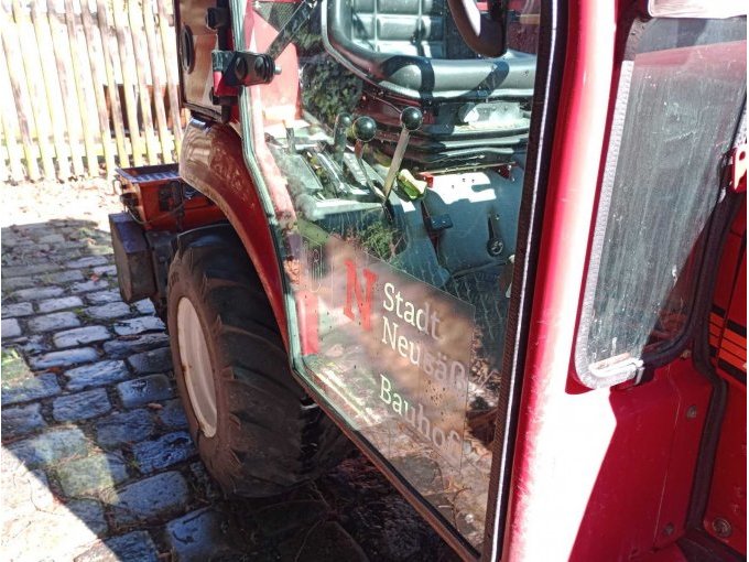 Ansicht seitliche Türe