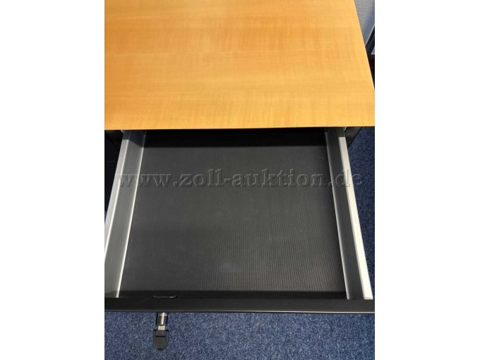 Detailansicht oberste Schublade rechts - geöffnet