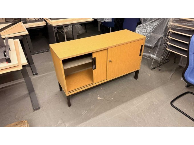 Ansicht von vorne links Ansicht von vorne links