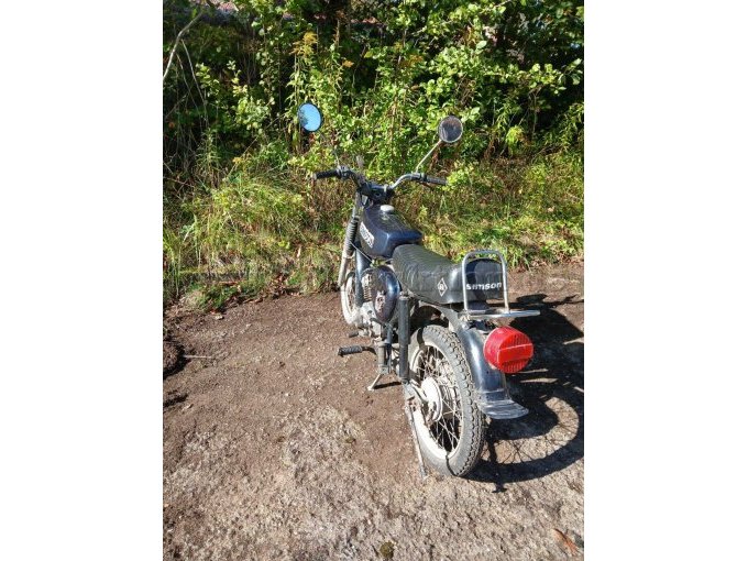 Simson von hinten links