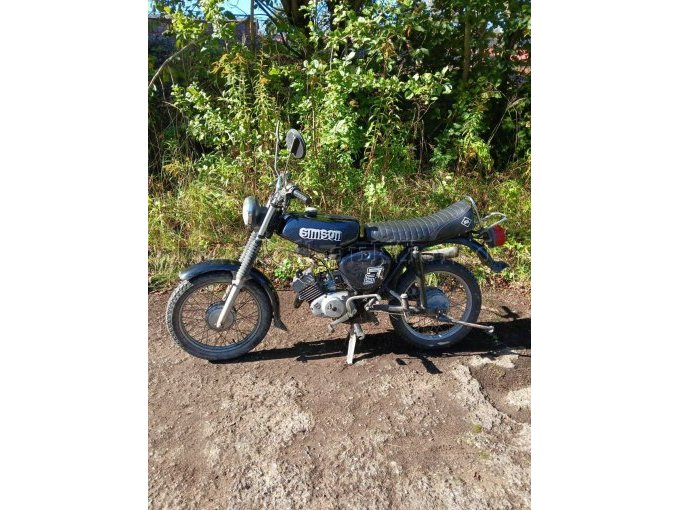Simson von der linken Seite