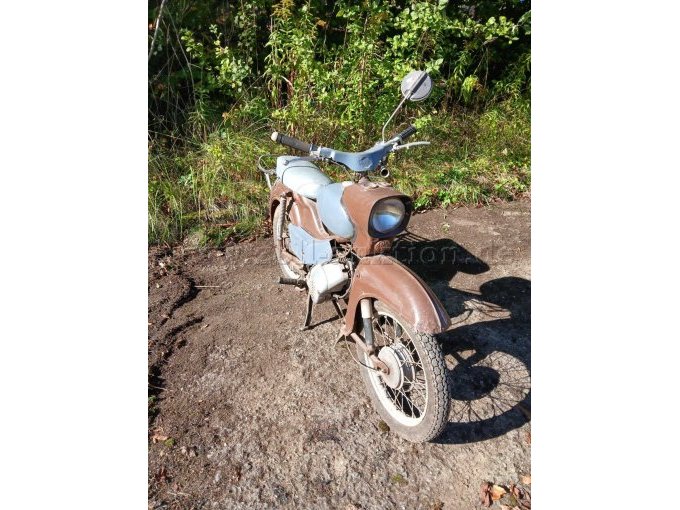 Simson von vorne rechts