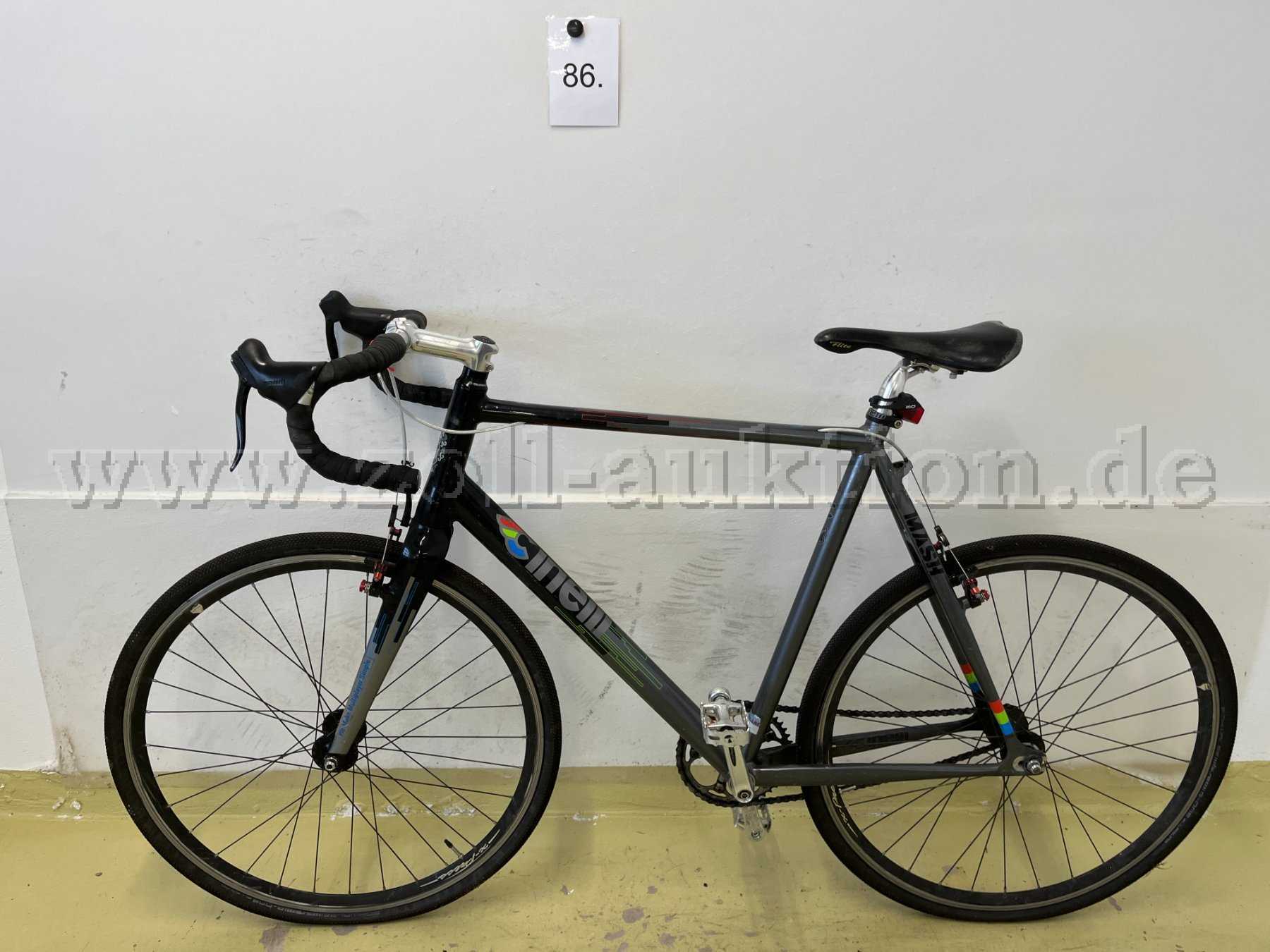Singlespeed von Cinelli "Mash", links