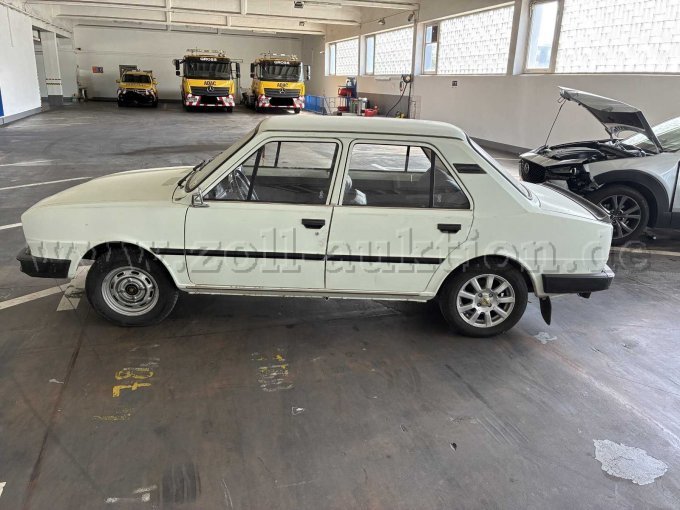 Ansicht Fahrerseite