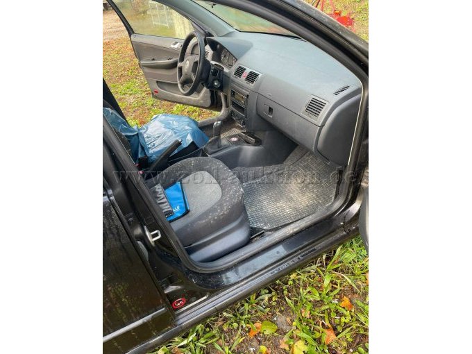 Innenraum Beifahrerseite