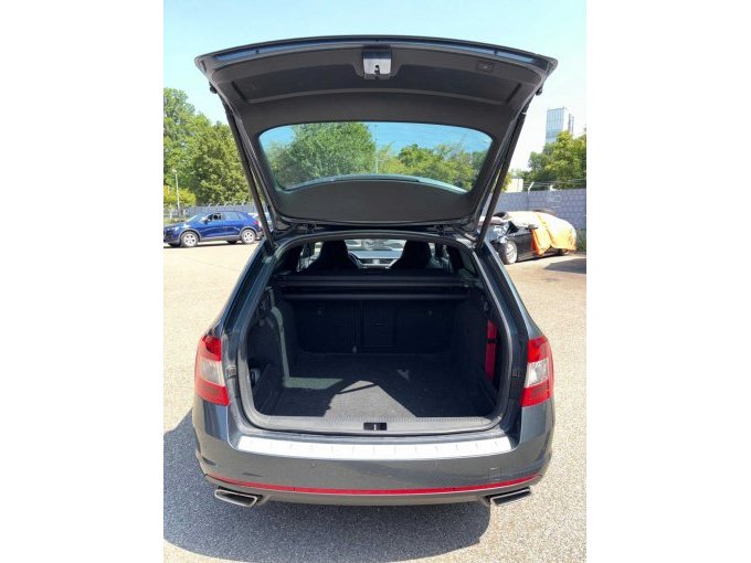 1 Skoda Octavia Combi RS (5E) 2.0 TDI Green tec – foto 16 – kavel bij Zoll-Auktion, Stuttgart