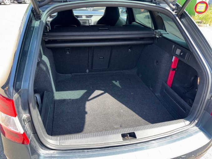 1 Skoda Octavia Combi RS (5E) 2.0 TDI Green tec – foto 17 – kavel bij Zoll-Auktion, Stuttgart