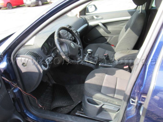 Innenraum Fahrerseite