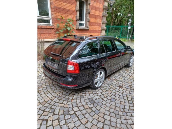 Ansicht Fahrzeug hinten rechts