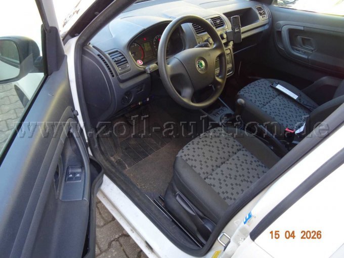 Innenraum Fahrerseite