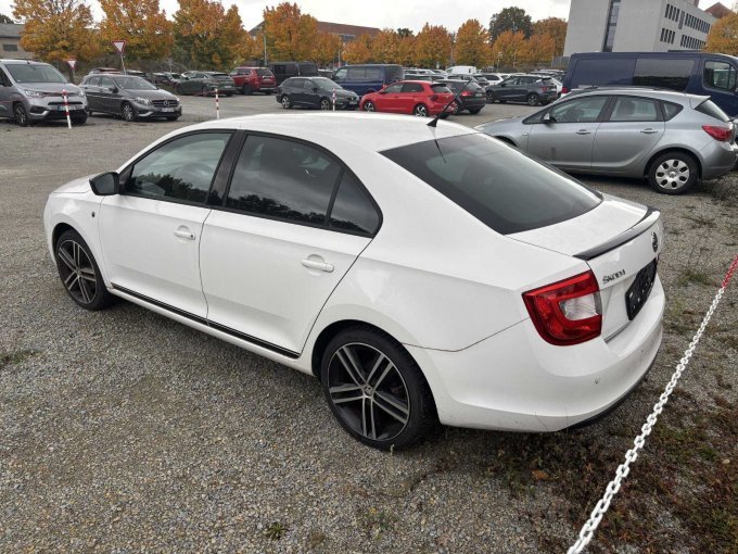 Heckansicht seitlich