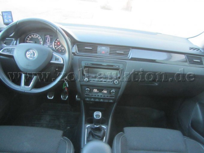 Skoda Rapid, Fahrgastraum vorne