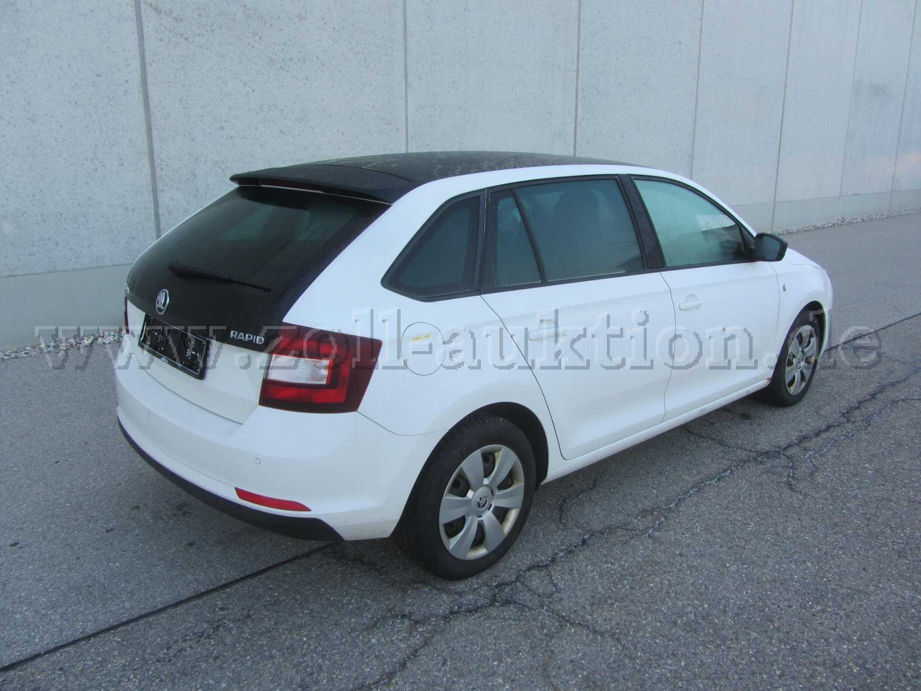 Skoda Rapid, Ansicht rechte Seite hinten