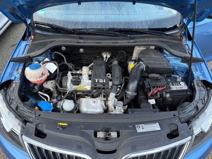 geöffneter Motorraum