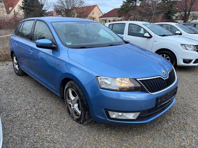 Frontansicht seitlich