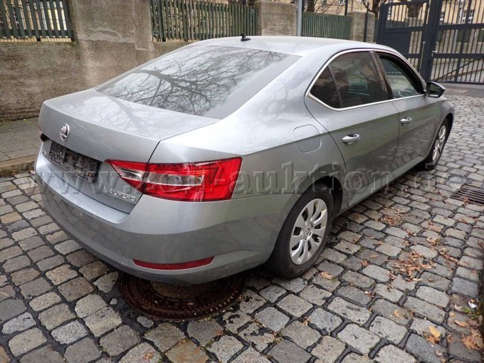 Heckansicht hinten rechts