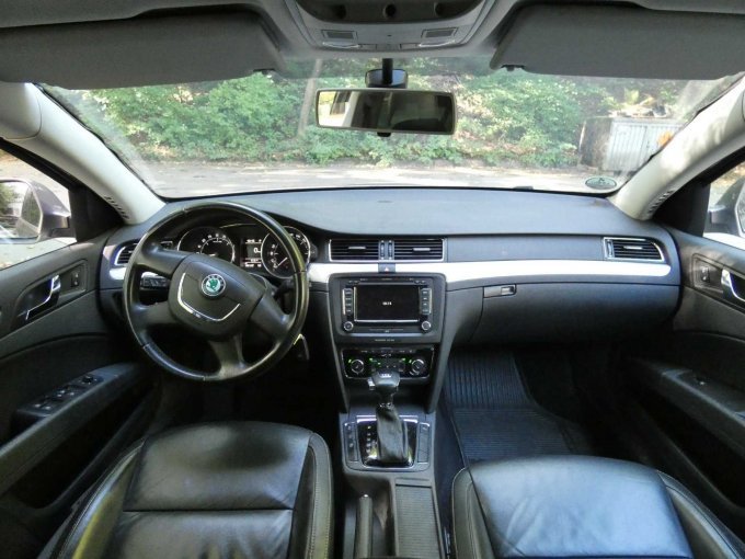 Innenansicht Front