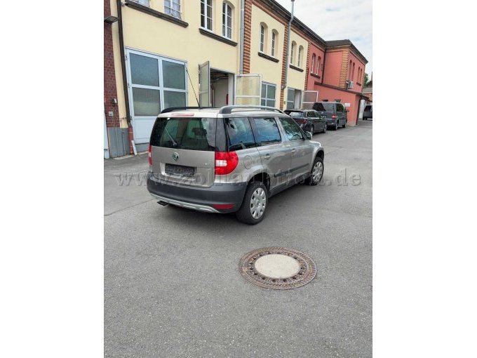 Auto HR