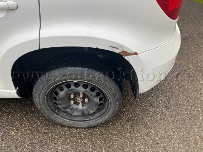 Rostsansatz hinten Fahrerseite