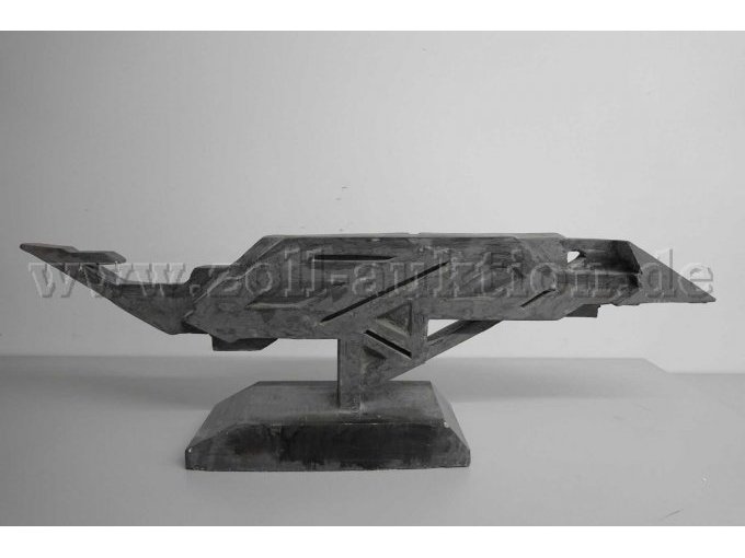 Skulptur "Fine Brut" Seitenansicht links