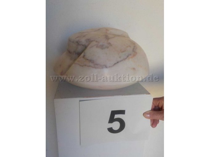 Seitenansicht Skulptur