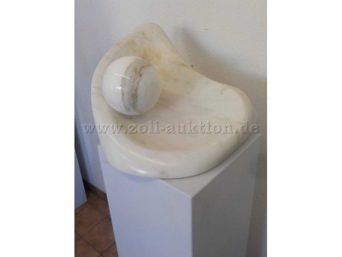 Seitenansicht Skulptur