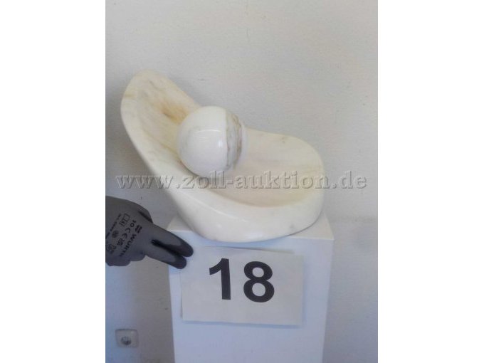 Seitenansicht Skulptur